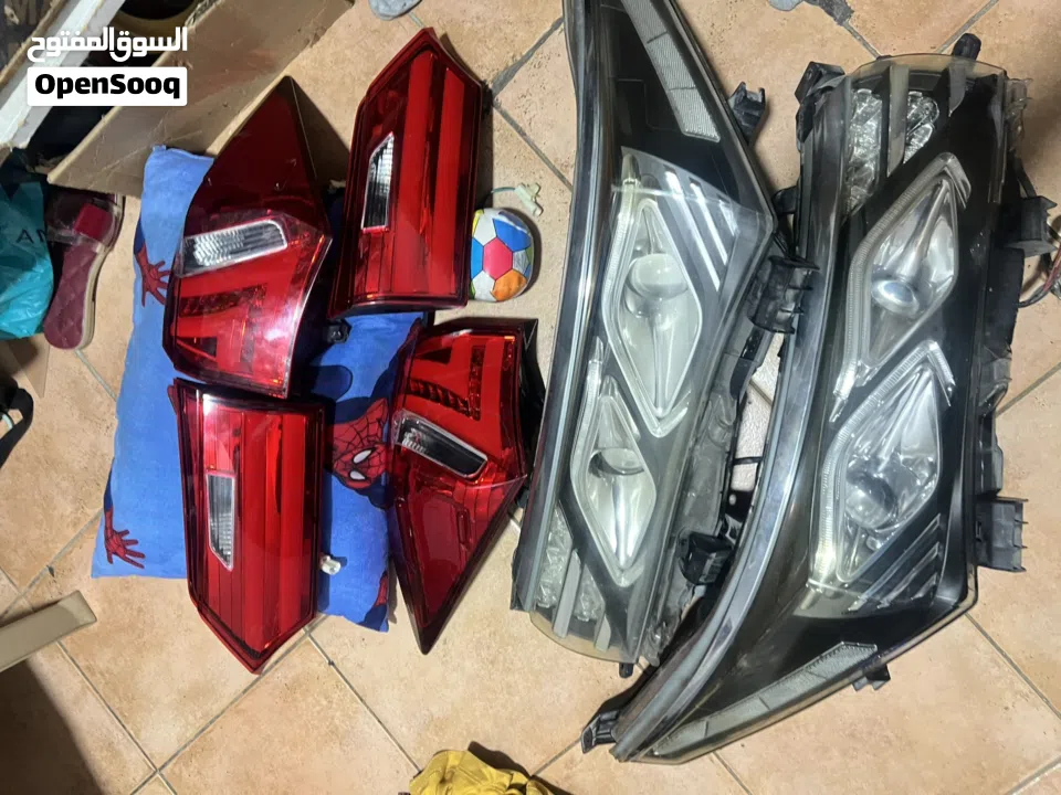 Corolla 2014-2016 light good condition lights