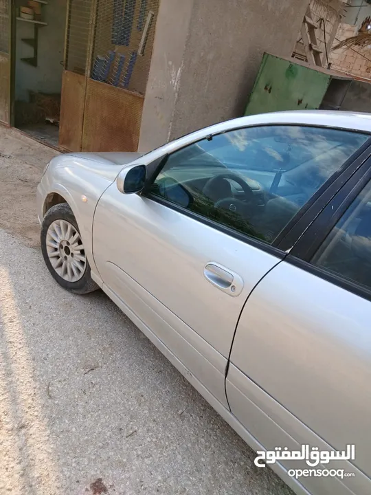 نيسان صني 2002 محدثة 2010