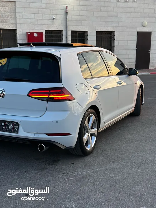 جولف GTI MK7.5 PERFORMANCE فل اضافااات ولا جرام بوية بحالة الوكالة عداد اصلي 47