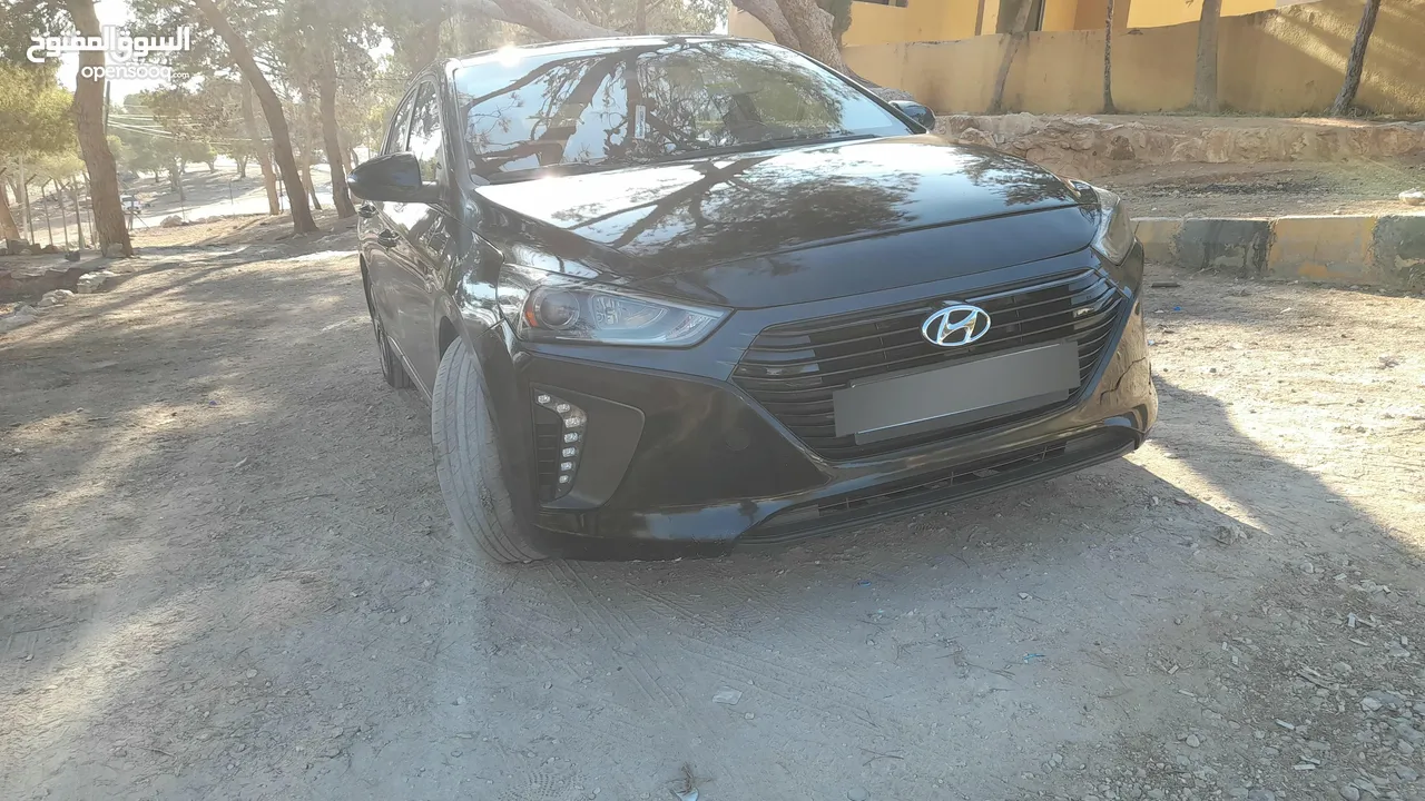 هيونداي ايونيك 2018 للبيع كاش فقط بحالة ممتازة جدا hyundai ioniq 2018 blue drive