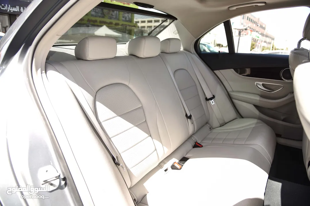 مرسيدس سي كلاس 180 بحالة الوكالة Mercedes C180 2015