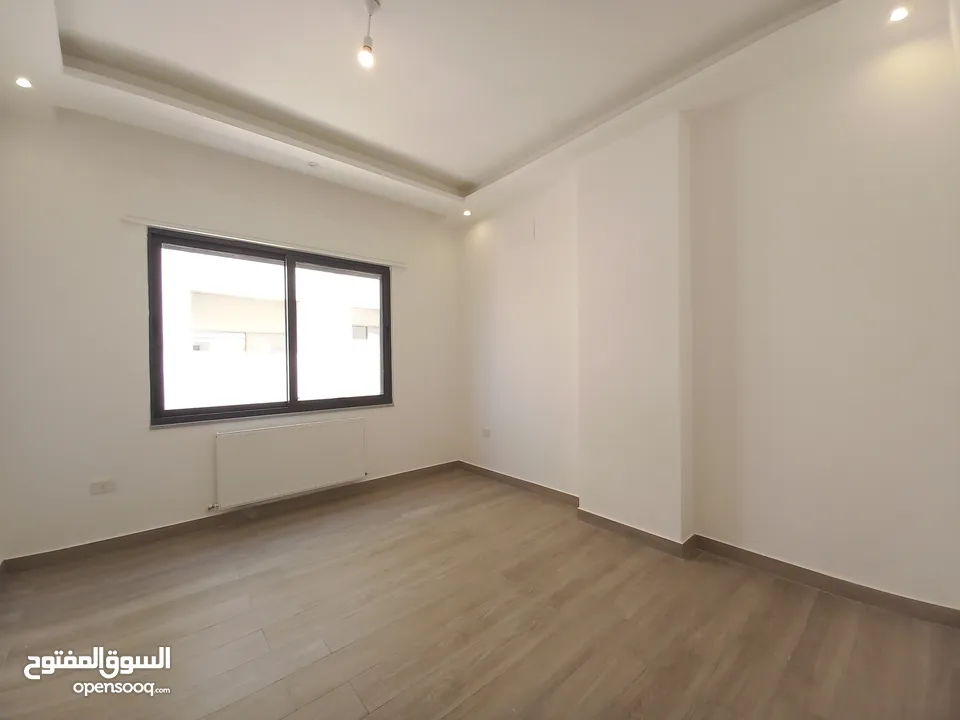 شقة فاخره للبيع في دير غبار  ( Property ID : 33018 )