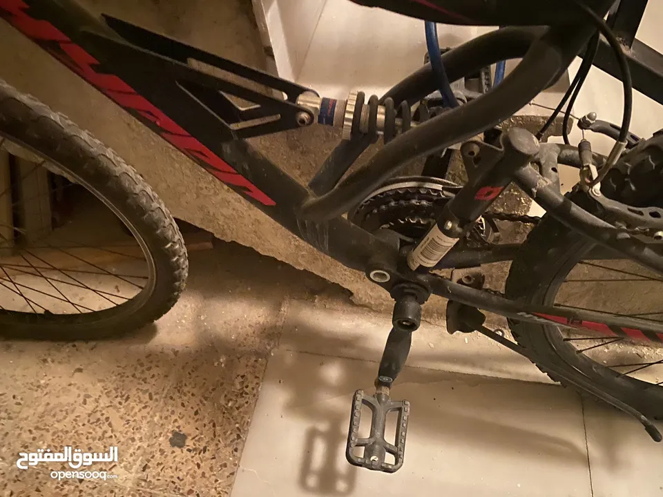 دراجة هوائية مع قفل