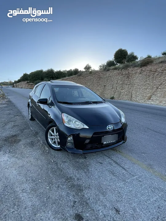 تيوتا بريوس سي فل 2012 بحالة جيدة جد