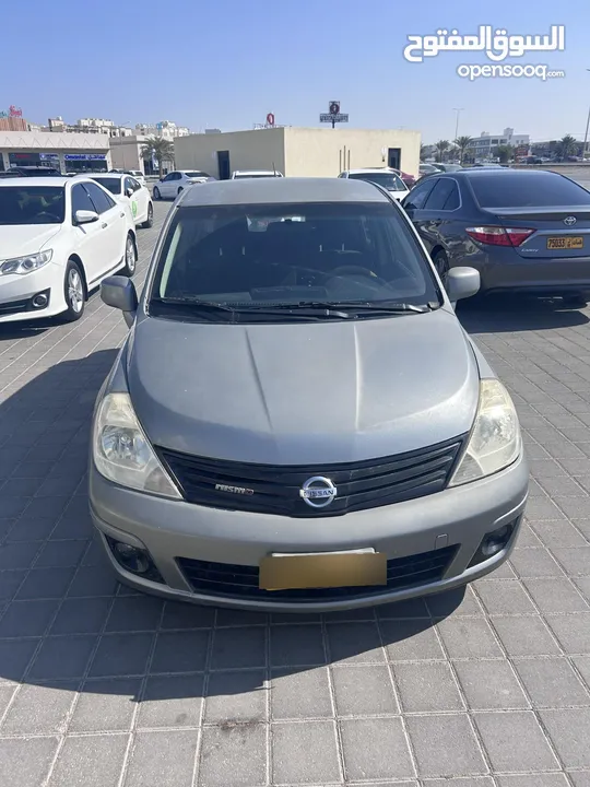 Nissan versa 2011