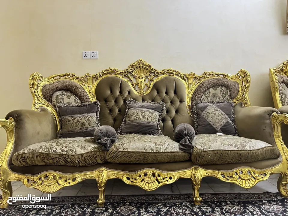 تخم غرفة خطار مصري ملكي نظيف عدد (10)مقاعد مع طبلة كبيره و2 صغير