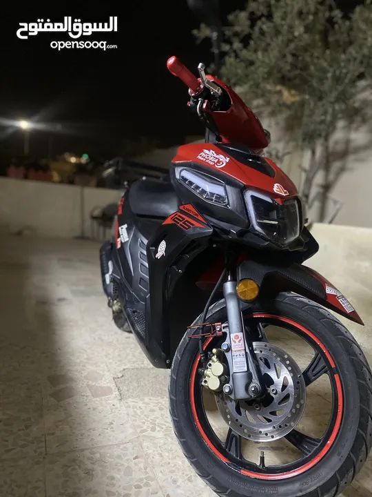 سكوتر QJ MOTOR CX 125 موديل 2022
