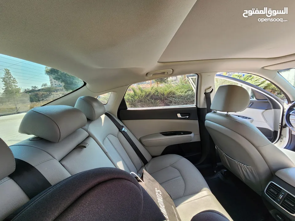 Kia Optima 2018 — لون أبيض لؤلؤي تحفة