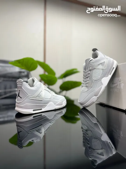 Jordan 4  الجديد الحصري  طبي  الراحة والمتعة كوالتي  ألوان مميزه   امشي براحتك 45-40 اجعل يومك كله ح