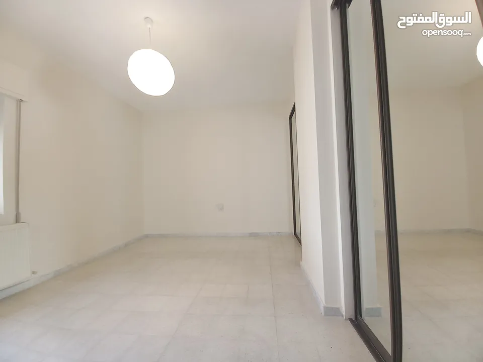Unfurnished Apartment For Rent In Deir Ghbar  ( Property 34720 )-174813150