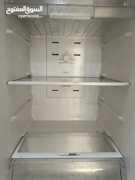 ثلاجة هايسينس للبيع بحالة ممتازة- Hisense fridge for sale