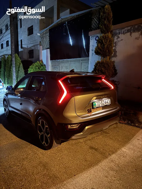كيا نيرو 2025 Kia niro للإيجار ب افضل الأسعار مكتب الصقر الأسود لتأجير السيارات.