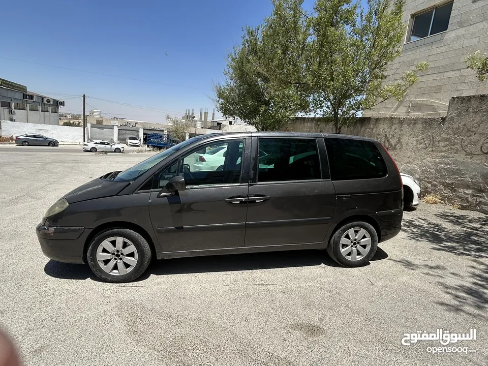 ستروين C8 مرخصة 7 ركاب