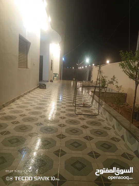 بيت سوبر ديلوكس للبيع