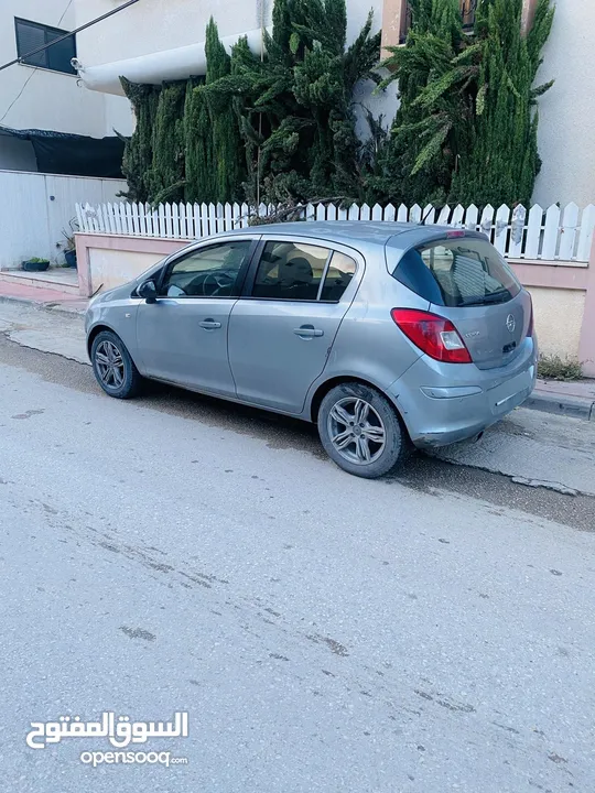 اوبل كورسا 2014 جير عادي بوضع الشركه