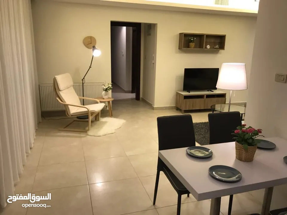 شقة فاخرة في - عبدون - مساحة 110 م غرفتين نوم وبلكونة (7515)