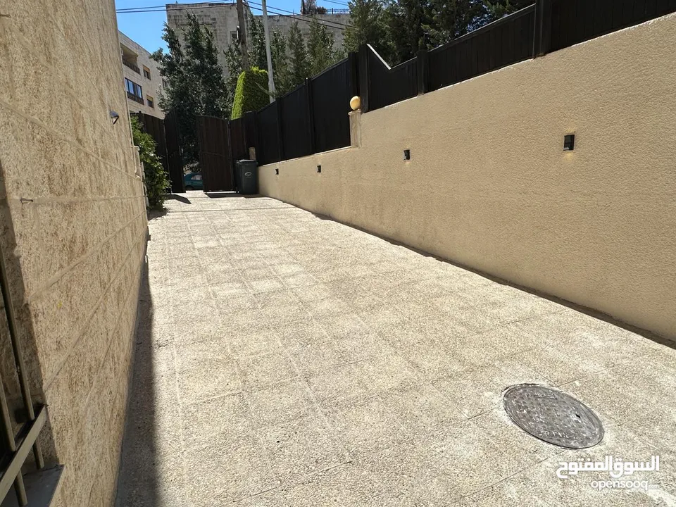شقة شبه مفروشة للايجار في دير غبار ( Property 38492 )-174965230
