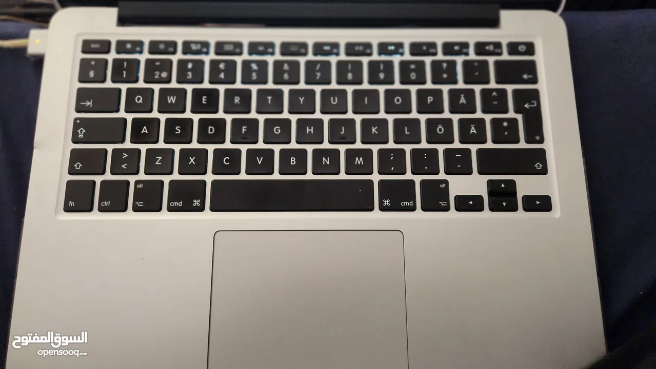 MacBook Pro 2015 Retina بحالة  ممتازة للبيع بسعر ممتاز