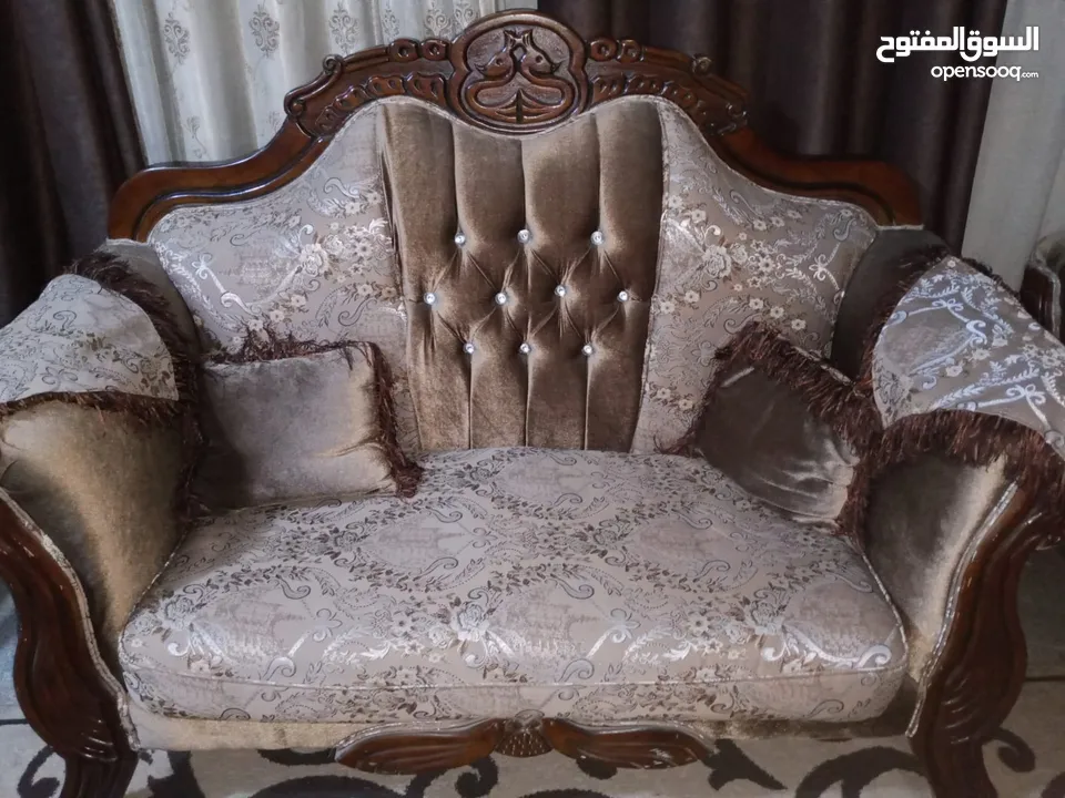 طقم كنب للبيع
