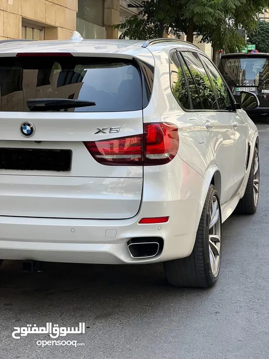 للبيع بداعي السفر  M -kIT BMW X5 Xdrive40e Plug-in Hybrid   Original 2016