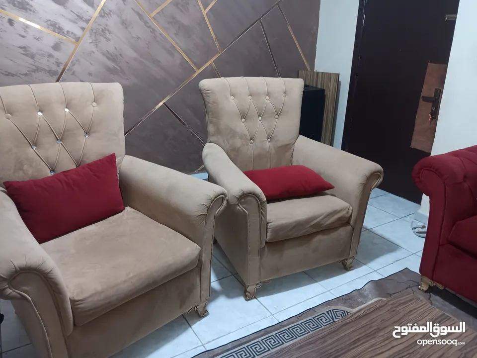 طقم كنب كابتونيل