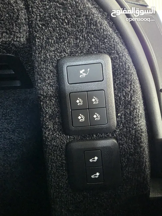 للبيع بسعر منافس...  Range Rover Vogue Autobiography Plug in