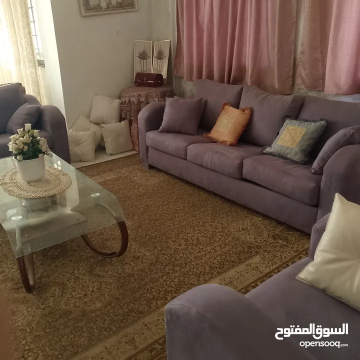 طقم كنب  Sofa مستعمل بحالة ممتازة للبيع