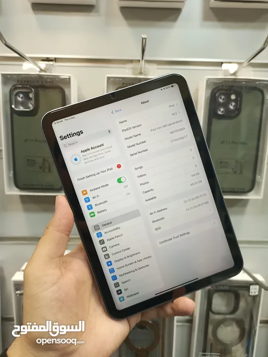 ipad mini 6 مع الكرتونه بحال الجديد