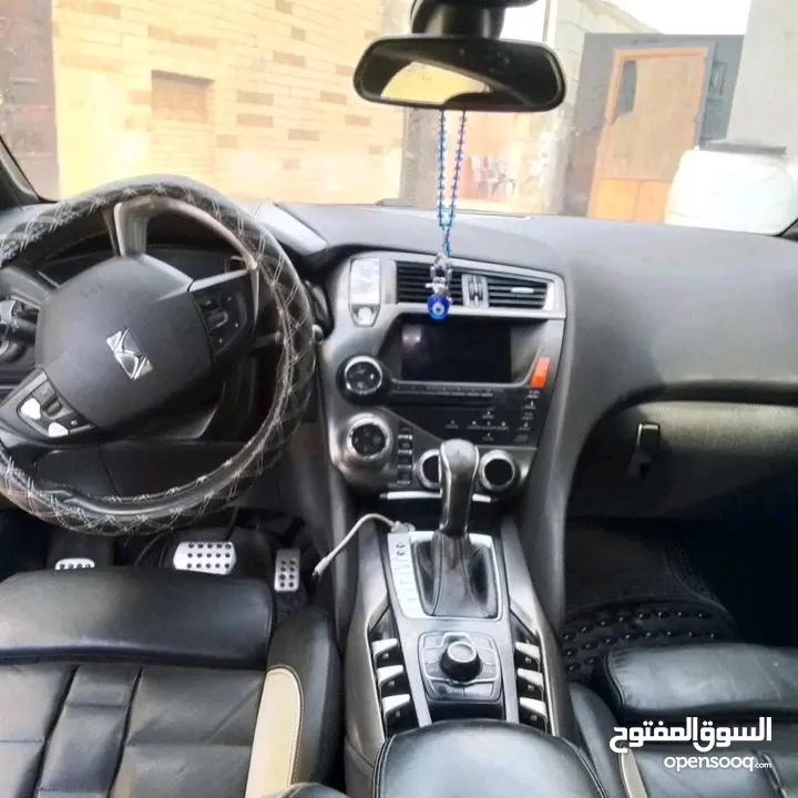 ستروين Ds5 2016. فل اضافات