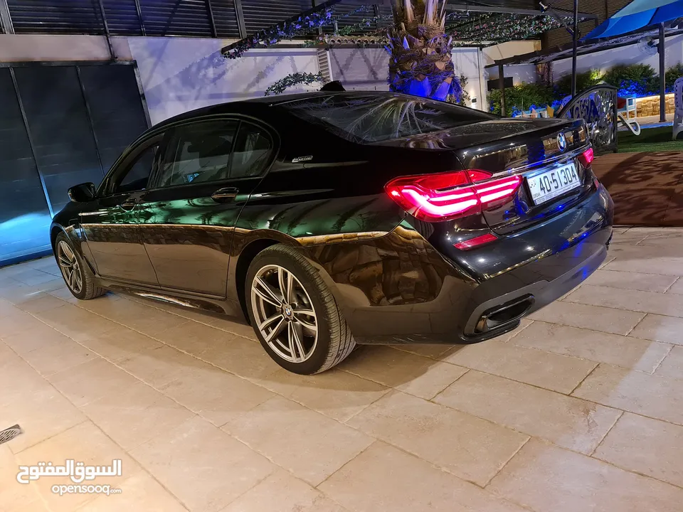 سيارة BMW 740 موديل 2017 مواصفات خاصه فل كامل اعلى مواصفات