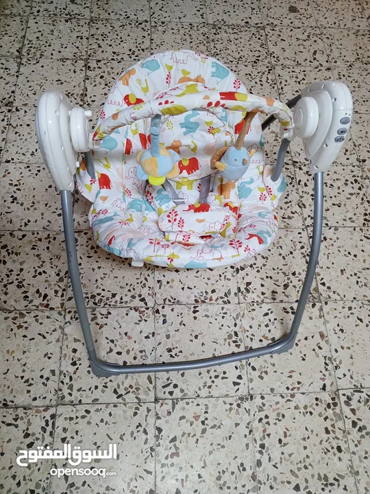 أرجوحة وهزاز بيبي مستعمل للبيع