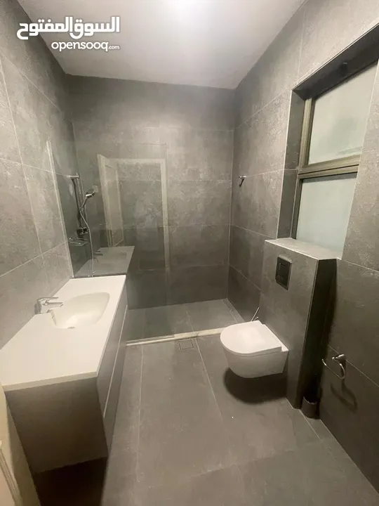 Unfurnished Apartment For Rent In Abdoun ( Property 38858 )-174796143