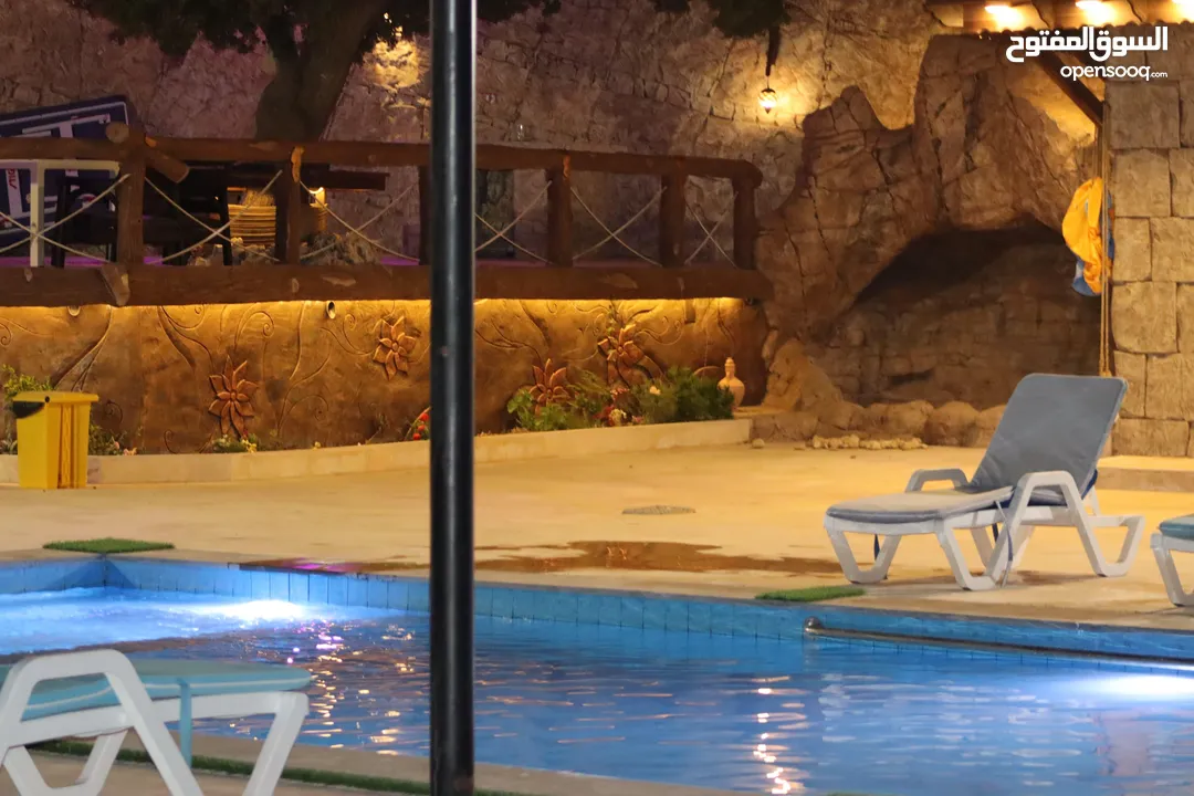 شالية رمسيس  Ramesses Chalet وسط اجمل غابات عجلون أطلالة بانورامية