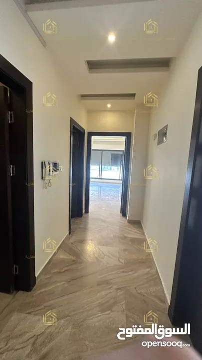 شقة سوبر ديلوكس - النخيل - 3نوم 2ماستر - 240م - بلكونات بإطلالــــه مميزة - موقع مميز