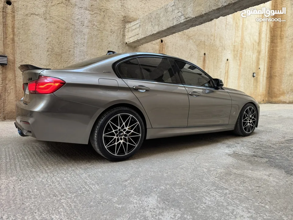 BMW 330e Plug in 2017  Body kit M3  320HP  Original