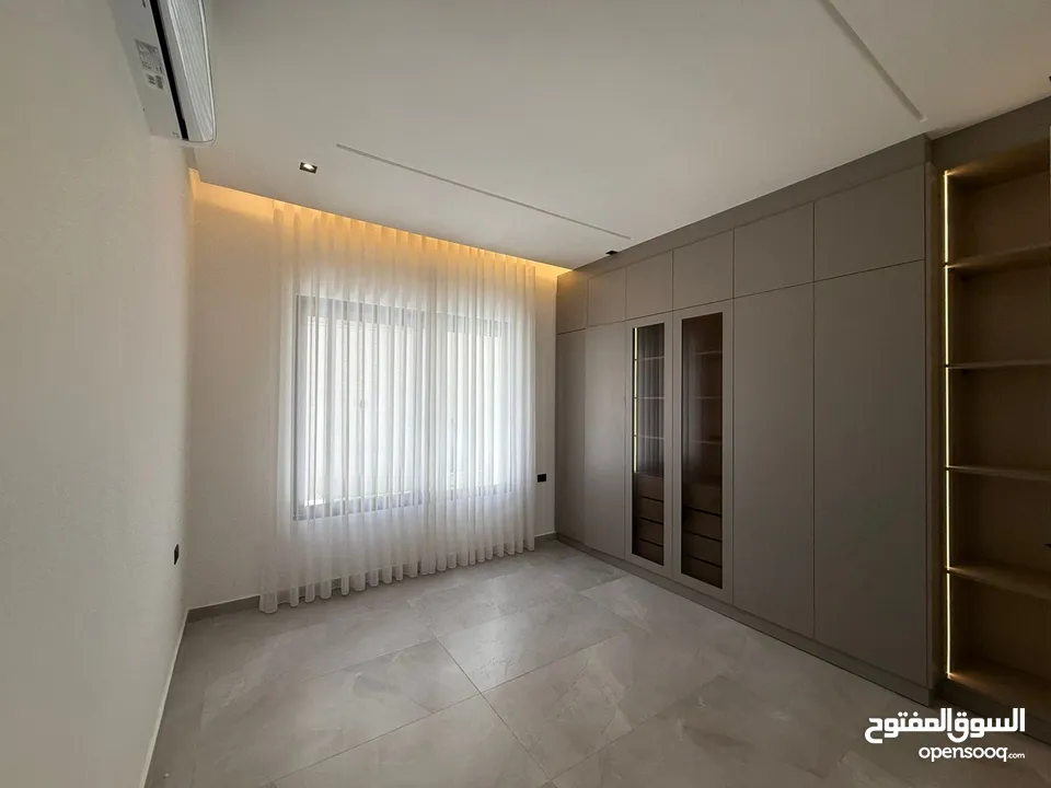 شقة شبه مفروشة للإيجار في عبدون ( Property 38508 )-175064043