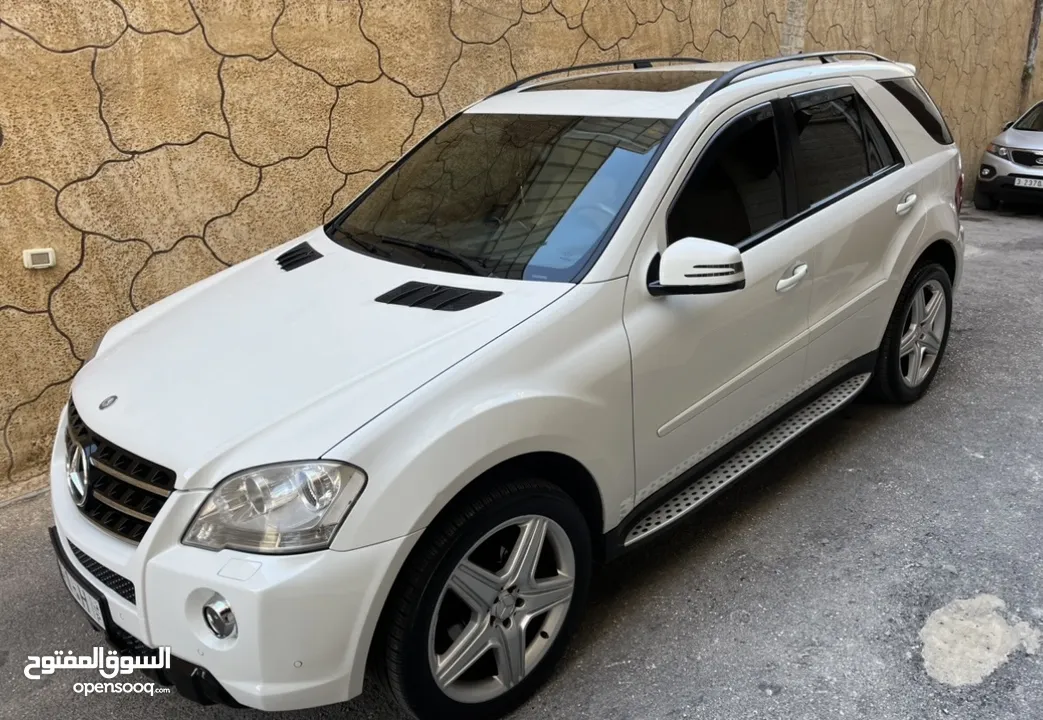 جيب مرسيدس للبيع ML550    بوضع ممتاز البيع بسبب السفر فرصة لن تتكرر