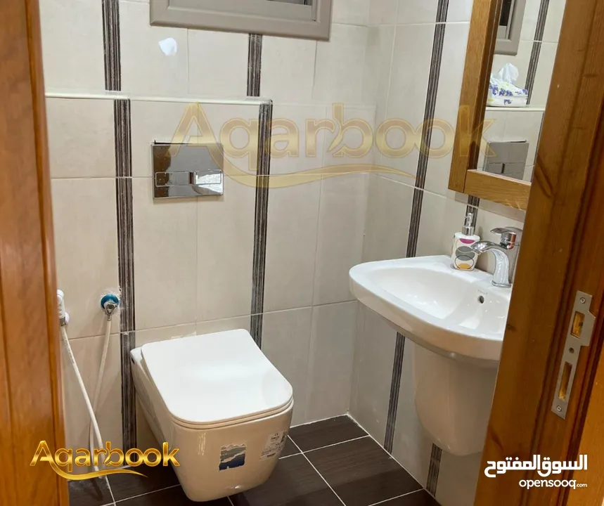 رووف مفروش للايجار في البيرة