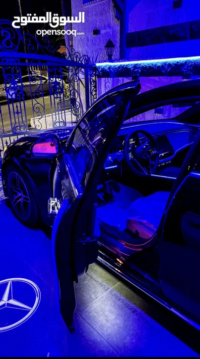 Mercedes Benz E350 4matic(الأولى والوحيد من فئتها في الاردن
