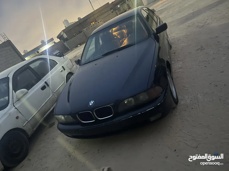 Bmw e39للبيع