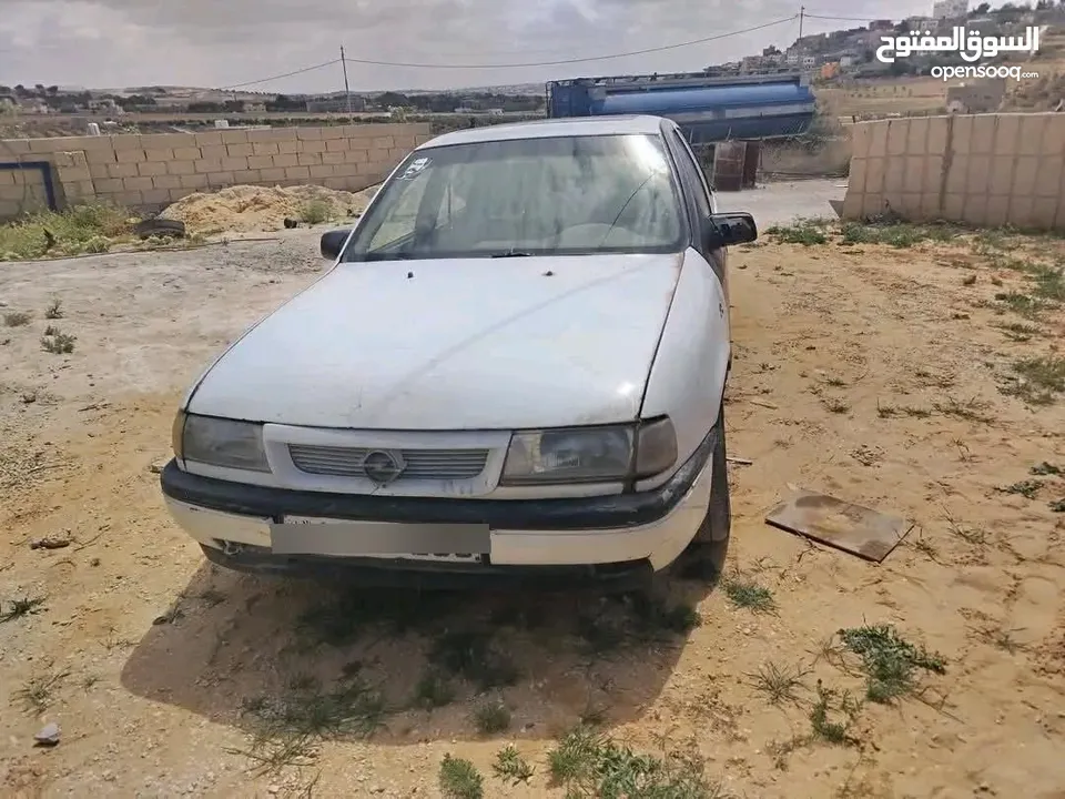 اوبل فيكترا موديل 1994 محرك 1800 اتوماتيك  خالي قص قلبان  ترخيص منتهي من شهر 4 مطلوب 1500 قابل للتفا
