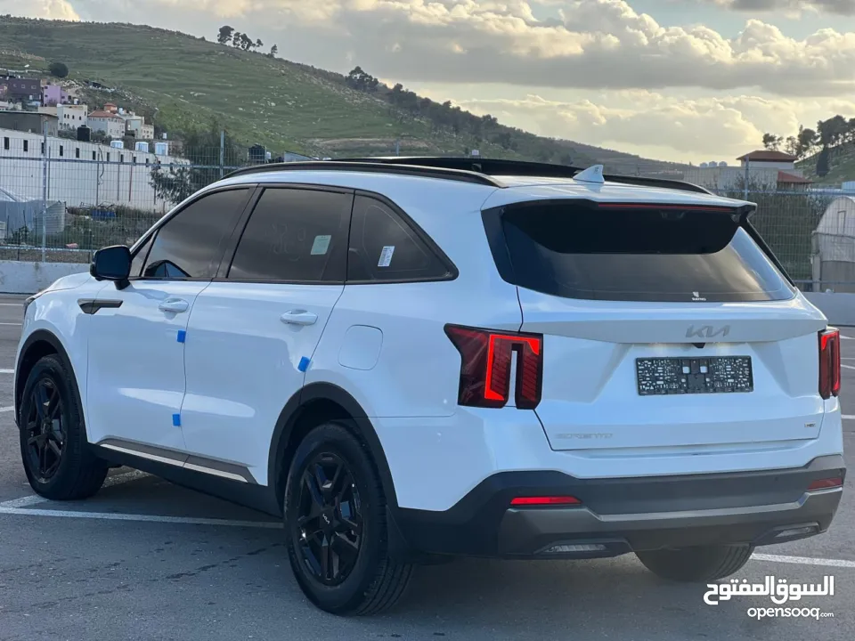 سورينتو 2023 فل مسكر دفع رباعي الشكل الجديد بزنس