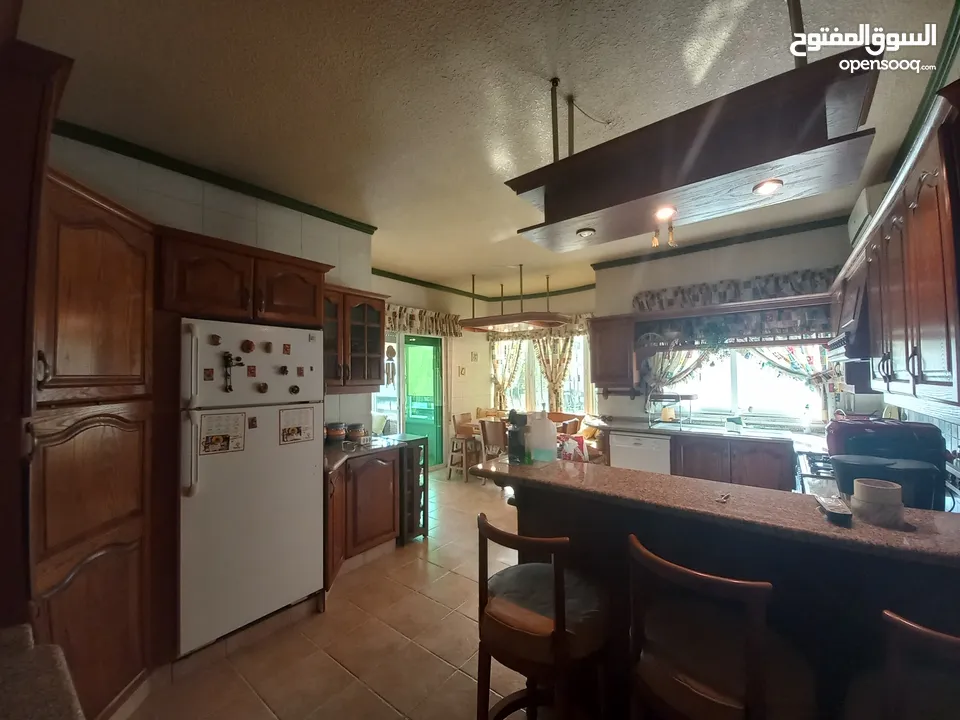 شقة مفروشة للإيجار 209م2 ( Property 19028 )-174847892
