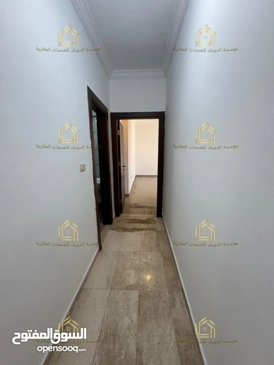 شقة سوبر ديلوكس - النخيل - 4نوم 2ماستر - 250م - بلكونتين بإطلالــــه مميزة - قرب الخدمات العامة