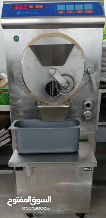 ماكينه بوظه جيلاتو +ماكينه بستره  لصنع البوظه