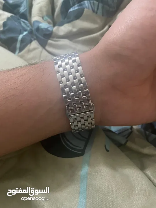 ساعه فيليب موريس  سويسري اصلي للبيع بسعر مغررررري.