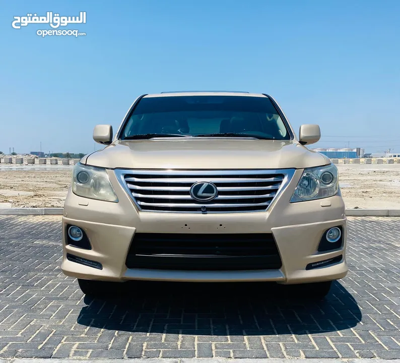 ستيشن لكزس LX570 خليجي موديل 2010