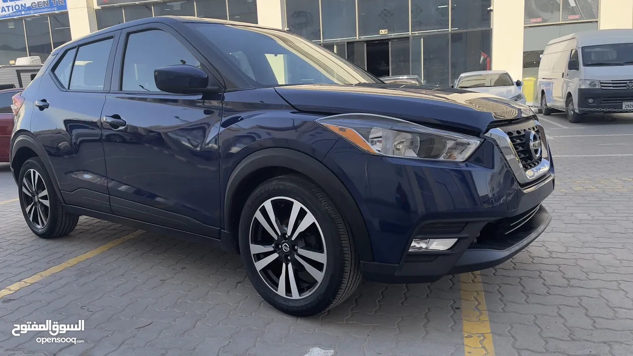 Nissan.Kicks.1.6:CC. Low mails 35ooo.km only. Car like new importing from Canada car VCC PAPER.pass
