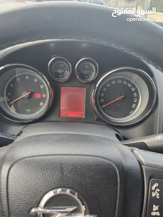 سيارة أوبل أسترا موديل 2015 يد أولى من الشركة 1400 turbo