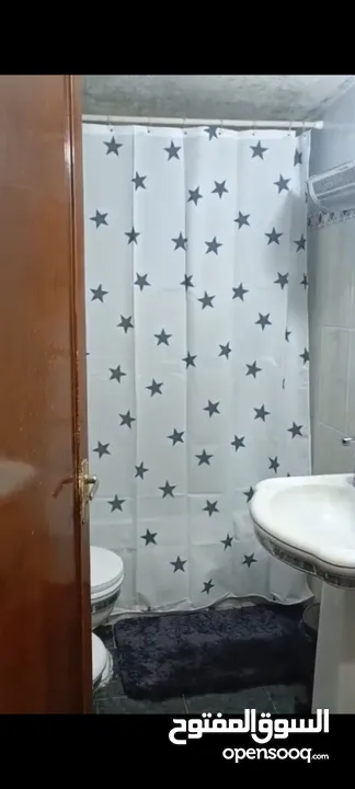 شقه مشطبه للبيع جاهزة لسكن دفعه 20. الف دينلر واقساط شهريه سعرها 65.  الف دينار